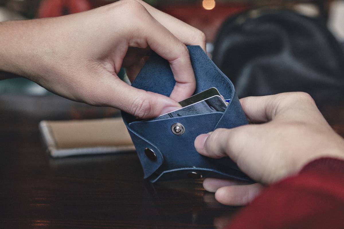 Guide pratique pour choisir un porte-carte en accord avec votre look